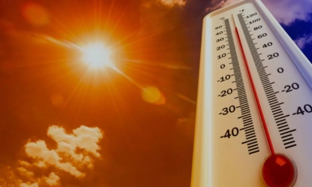Economist: Θα "καούμε" από την ζέστη - Φαινόμενα ακραίου καύσωνα κάθε 10 χρόνια βλέπουν οι ειδικοί
